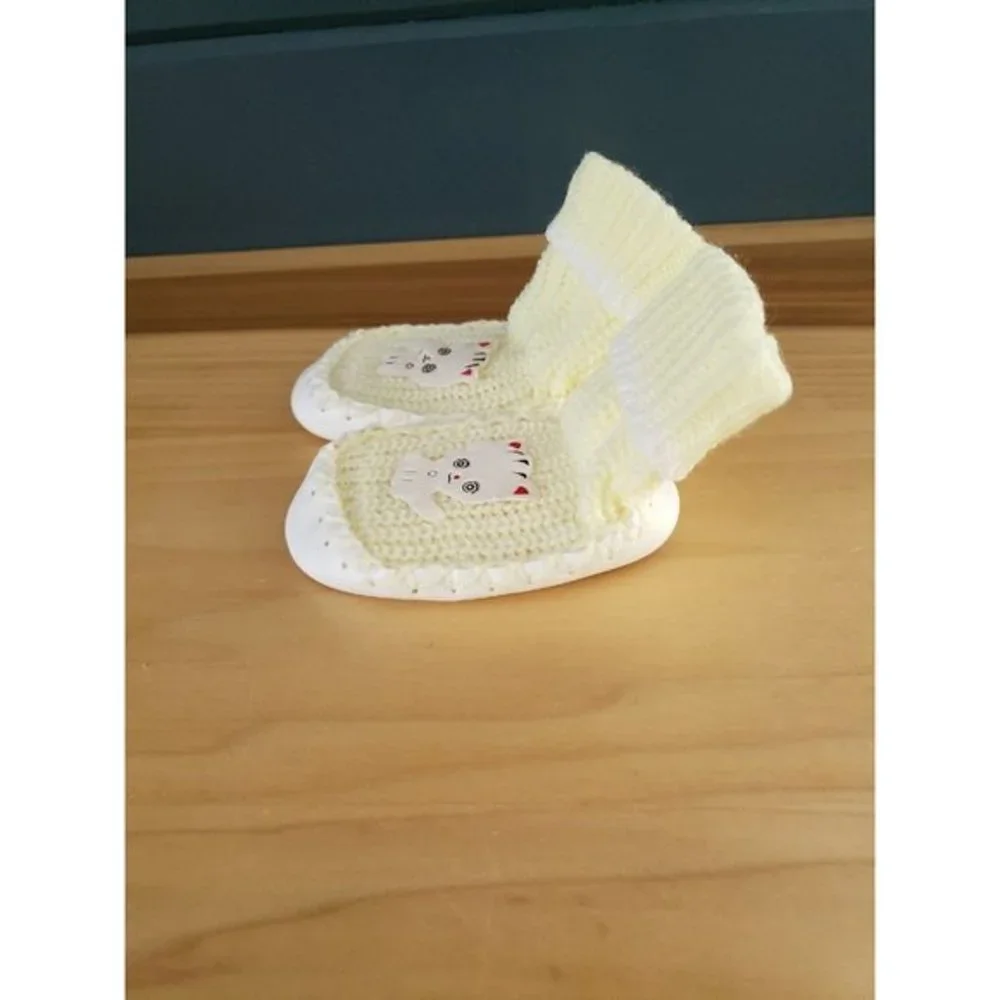 80s‎ Yellow Kitty Toddler Slippers